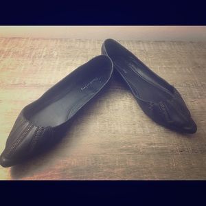 Black flats - Elizabeth and James